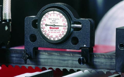 遵义锯切钛合金用双金属带锯条还是硬质合金带锯条？